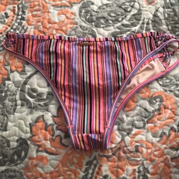 Victoria’s Secret Striped Bikini - Picture 6 of 6